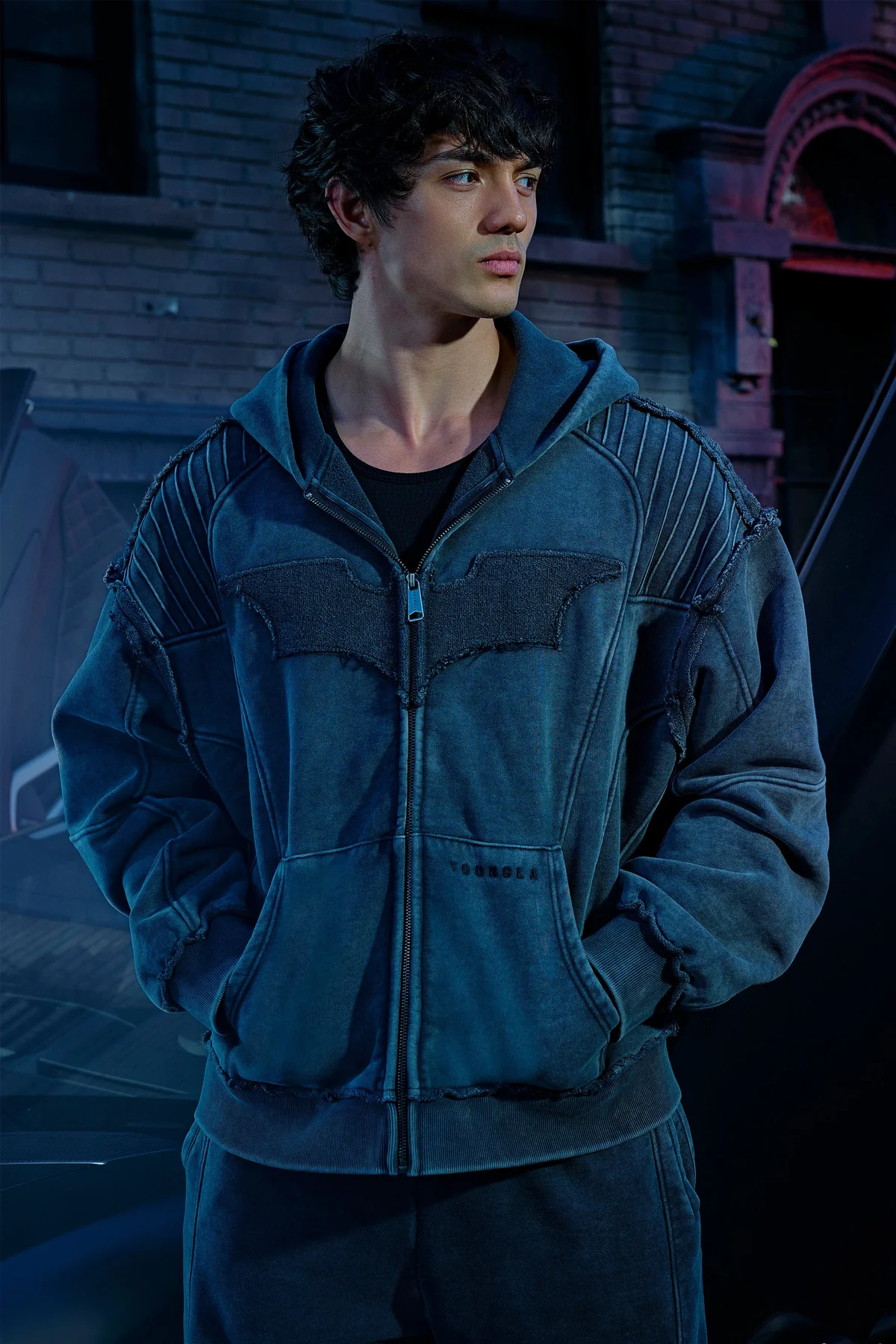 Hoodie Batman con cierre - Batman Armored Zip-Up imagen 2